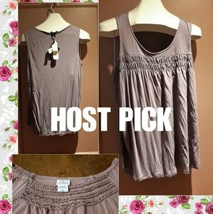 NWT 🌟Daisy Fuentes🌟 Ladies Sleeveless Top
